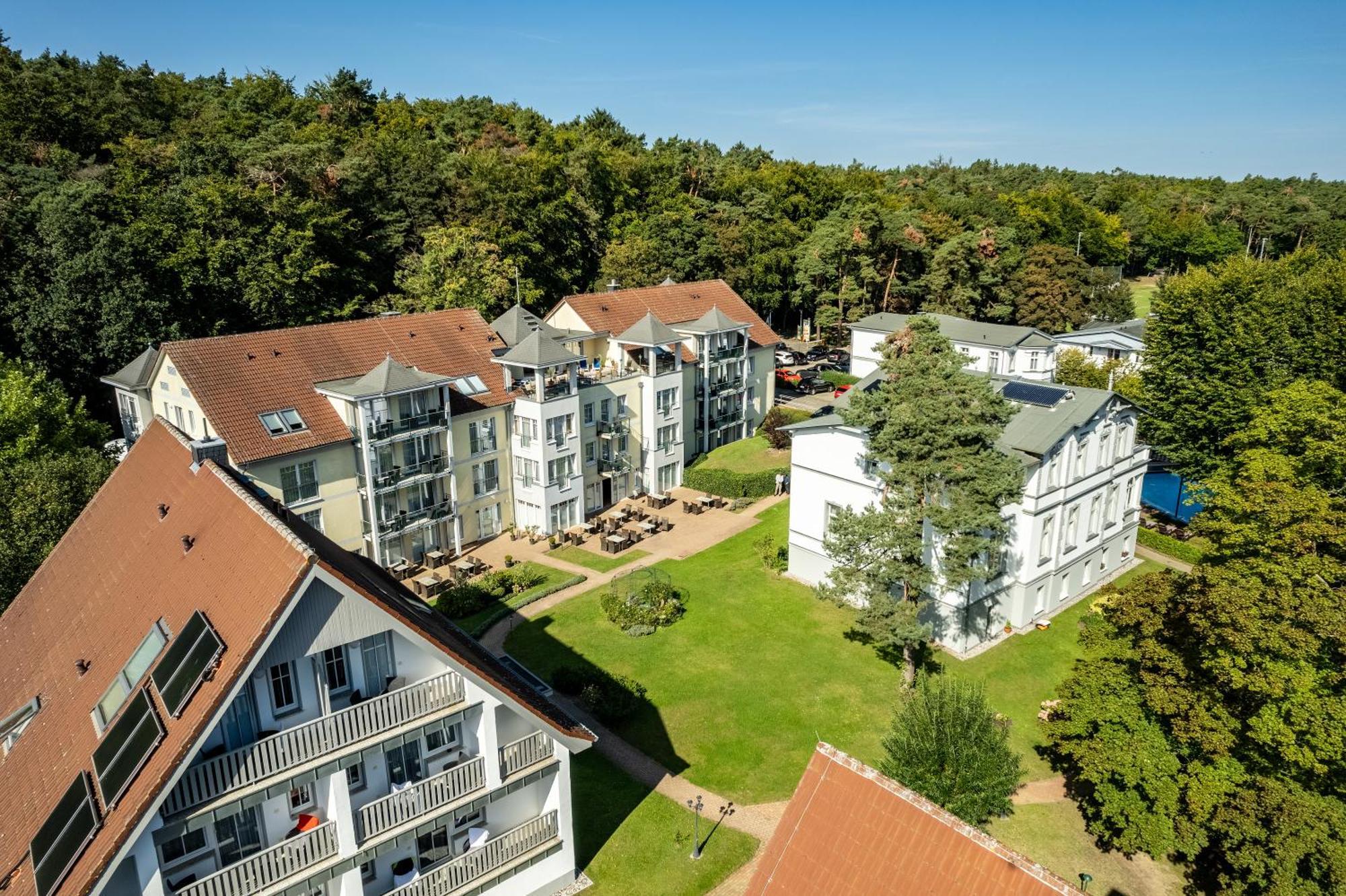 Ostseehotel Villen Im Park - Ein Rovell Hotel Χέρινγκσντορφ Εξωτερικό φωτογραφία