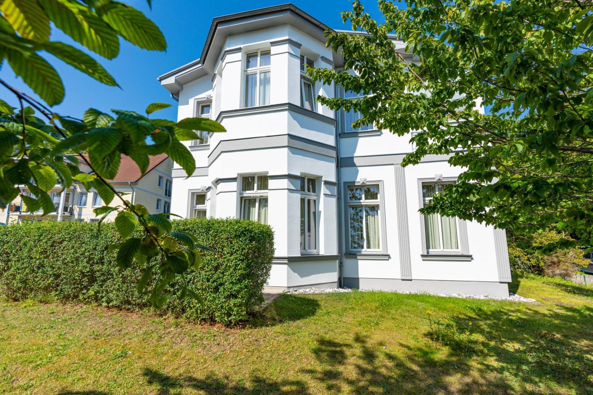 Ostseehotel Villen Im Park - Ein Rovell Hotel Χέρινγκσντορφ Εξωτερικό φωτογραφία